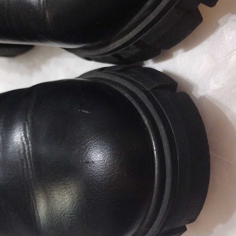 Madden girl boots/ booties, women's size 8, black - Picture 3 of 7